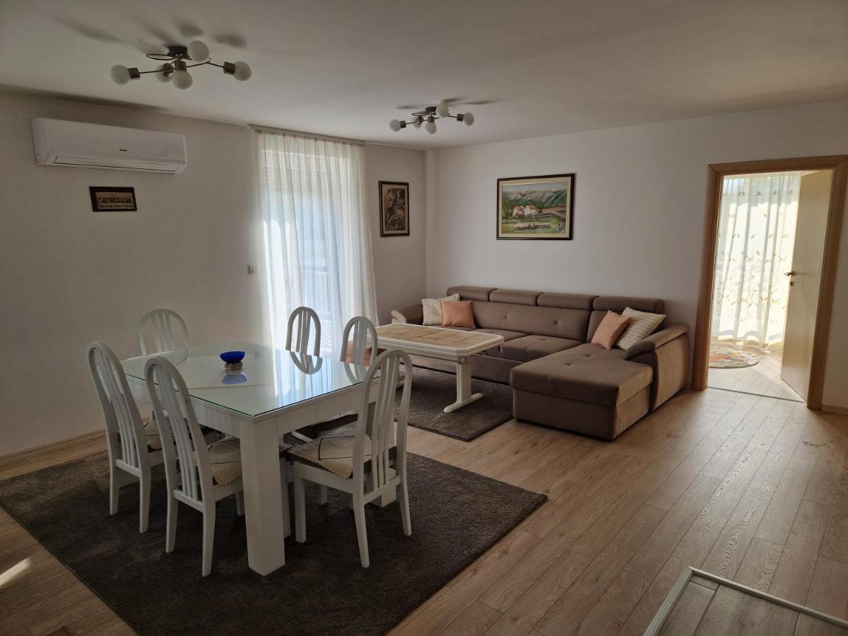 Apartman Potok Livno Eksteriør billede
