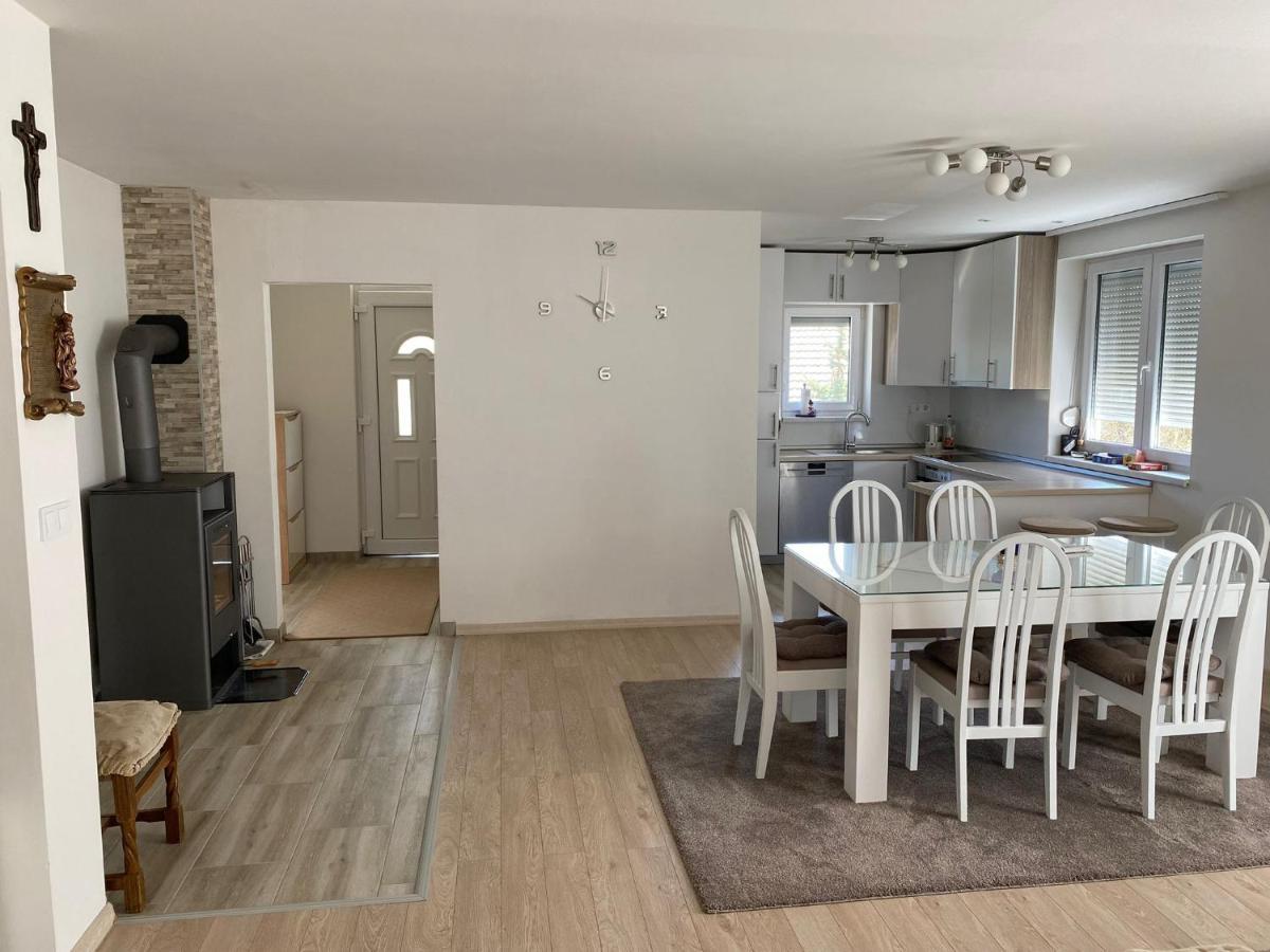 Apartman Potok Livno Eksteriør billede